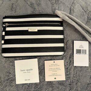 BRAND NEW Kate Spade Black and White Striped Wristlet
